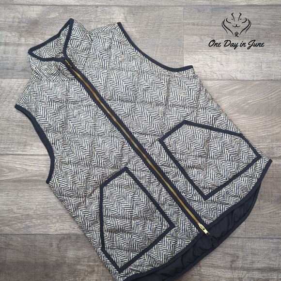 J.Crew Full Zip Quilted Vest Size S - Picture 1 of 5